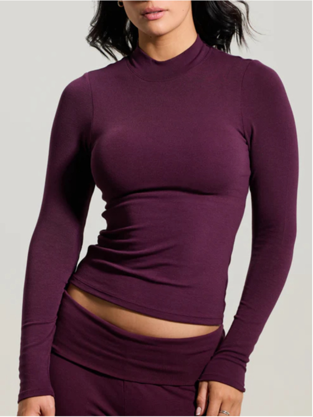 Klassy network Turtleneck Long Sleeve Plum Small